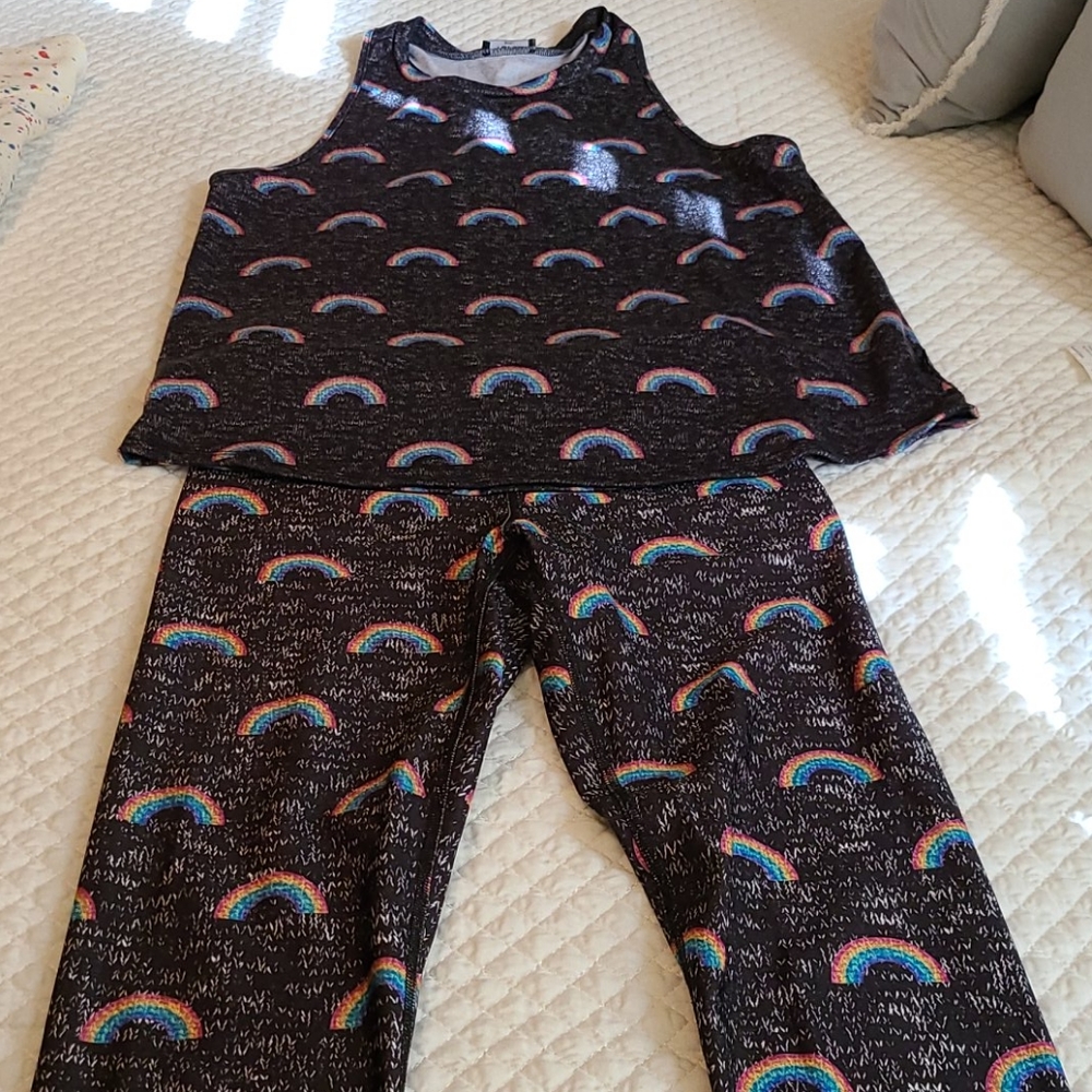 Tank top and leggings.  Top is small pant medium